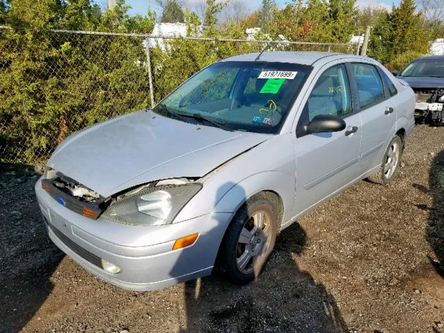1FAFP38393W192418 - 2003 FORD FOCUS ZTS SILVER photo 2