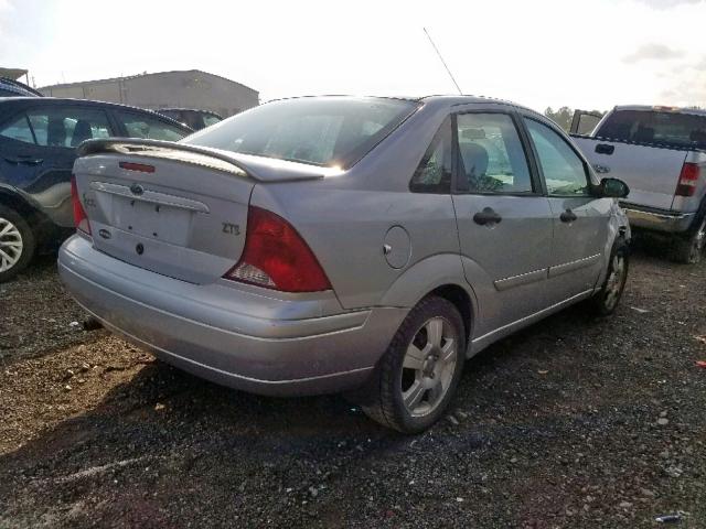 1FAFP38393W192418 - 2003 FORD FOCUS ZTS SILVER photo 4