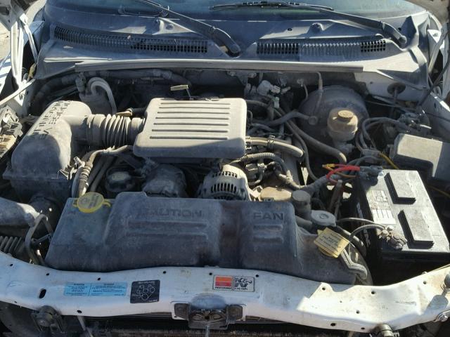 1B7GG22N2YS645702 - 2000 DODGE DAKOTA WHITE photo 7