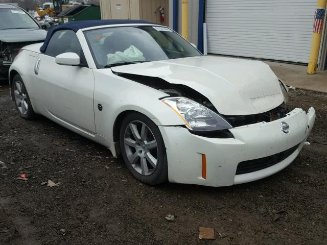 JN1AZ36A95M757719 - 2005 NISSAN 350Z ROADS WHITE photo 1