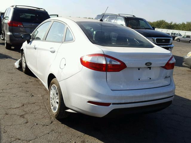 3FADP4AJ4JM101011 - 2018 FORD FIESTA S WHITE photo 3