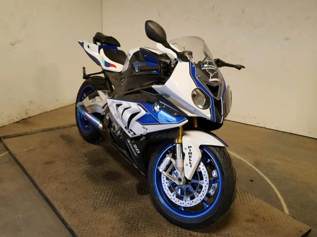 WB10D1109DZC96632 - 2013 BMW HP4  WHITE photo 1