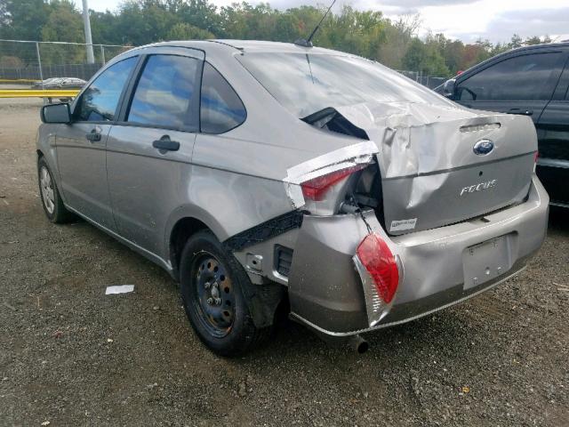 1FAHP34N48W251754 - 2008 FORD FOCUS S/SE SILVER photo 3