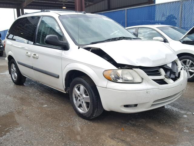 1D4GP45R95B375909 - 2005 DODGE CARAVAN SX WHITE photo 1