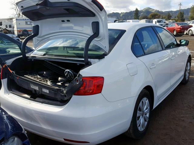 3VW2K7AJ5DM298807 - 2013 VOLKSWAGEN JETTA BASE WHITE photo 4