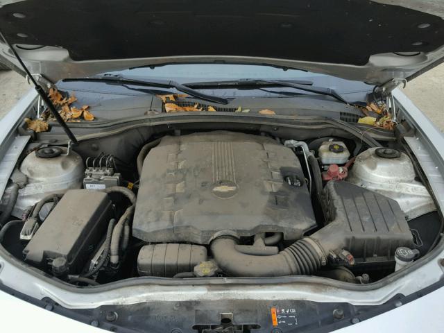 2G1FA1E38E9205118 - 2014 CHEVROLET CAMARO LS SILVER photo 7