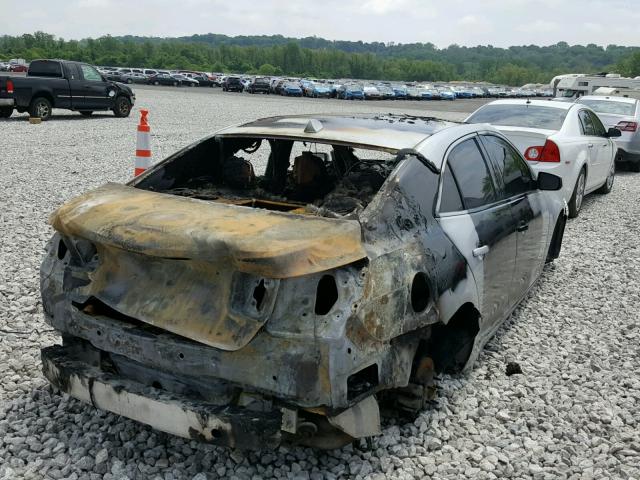 1G11C5SAXDF280200 - 2013 CHEVROLET MALIBU 1LT 银色 照片 4