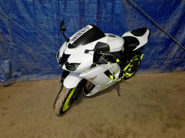 JKAZX4P107A013192 - 2007 KAWASAKI ZX600 P WHITE photo 2