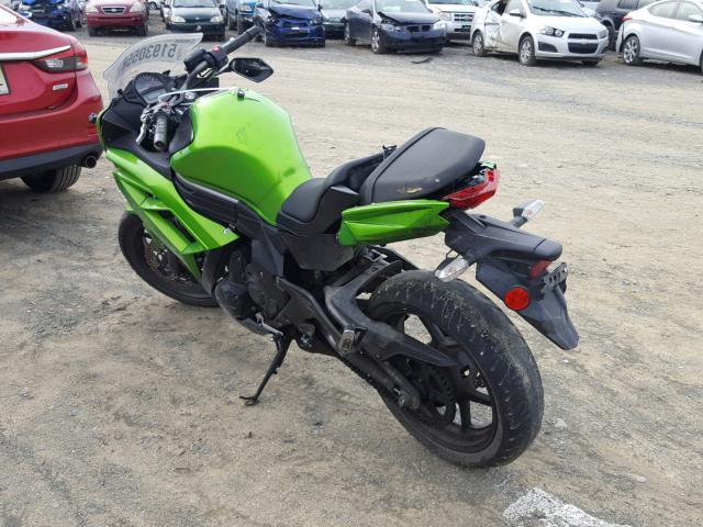 JKAEXEE1XCDA03322 - 2012 KAWASAKI EX650 EC GREEN photo 3