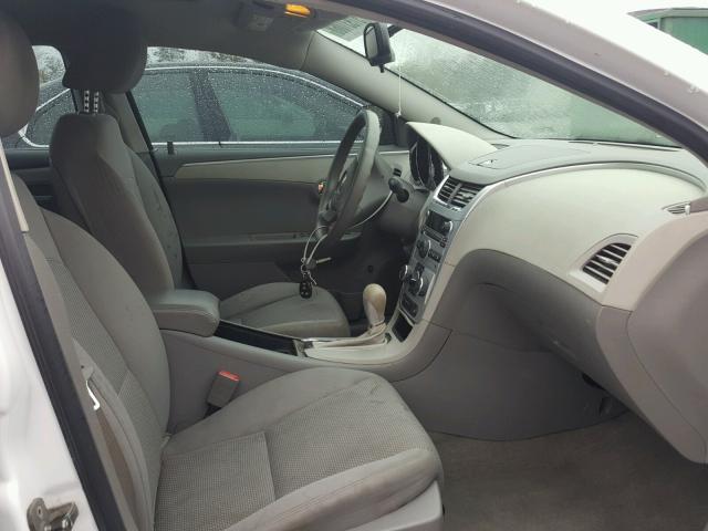 1G1ZB5EB4AF207488 - 2010 CHEVROLET MALIBU LS 白色 照片 5