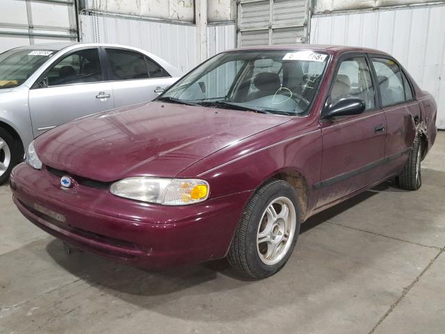 1Y1SK5281WZ429571 - 1998 CHEVROLET GEO PRIZM RED photo 2