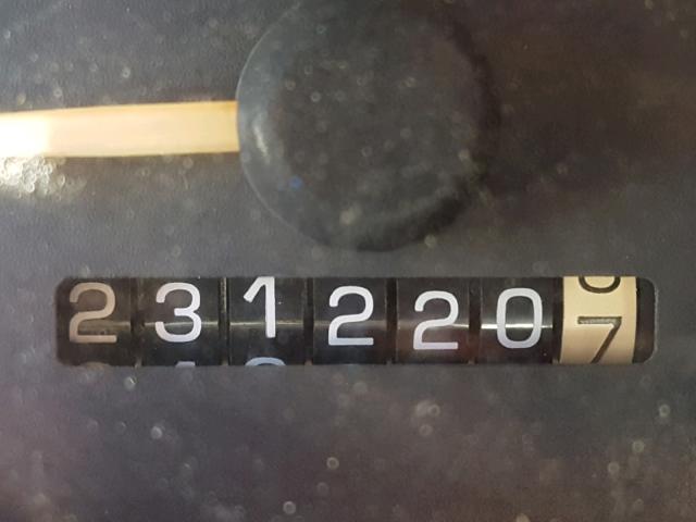 1G2WP52KX2F249167 - 2002 PONTIAC GRAND PRIX GRAY photo 8