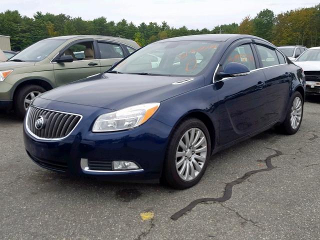 2G4GR5EK6C9169442 - 2012 BUICK REGAL BLUE photo 2