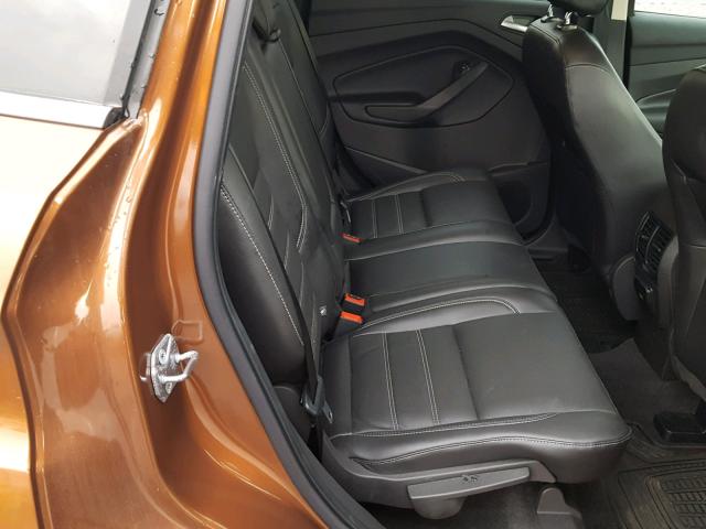 1FMCU9JD9HUC64728 - 2017 FORD ESCAPE TIT ORANGE photo 6