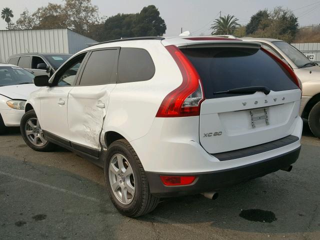 YV4982DL1A2079956 - 2010 VOLVO XC60 3.2 WHITE photo 3