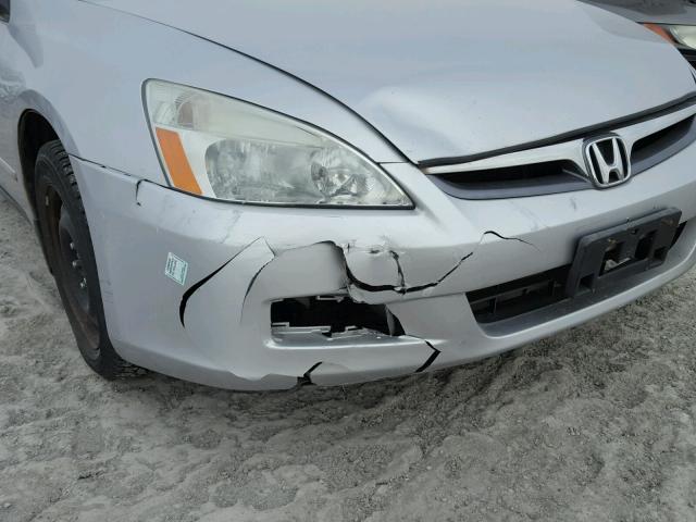 1HGCM56117A807812 - 2007 HONDA ACCORD VAL SILVER photo 9