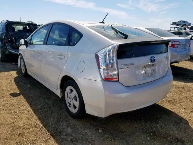 JTDKN3DUXB0260658 - 2011 TOYOTA PRIUS WHITE photo 3