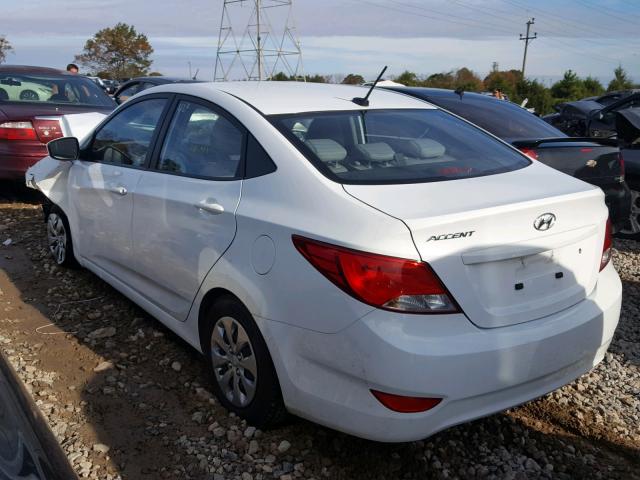 KMHCT4AE7HU186609 - 2017 HYUNDAI ACCENT SE WHITE photo 3