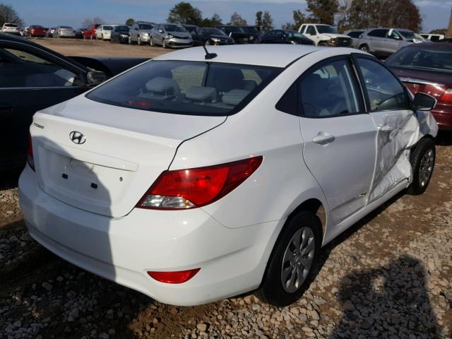 KMHCT4AE7HU186609 - 2017 HYUNDAI ACCENT SE WHITE photo 4