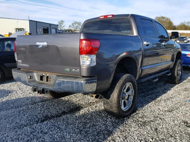 5TFDW5F15BX162861 - 2011 TOYOTA TUNDRA CRE GRAY photo 4