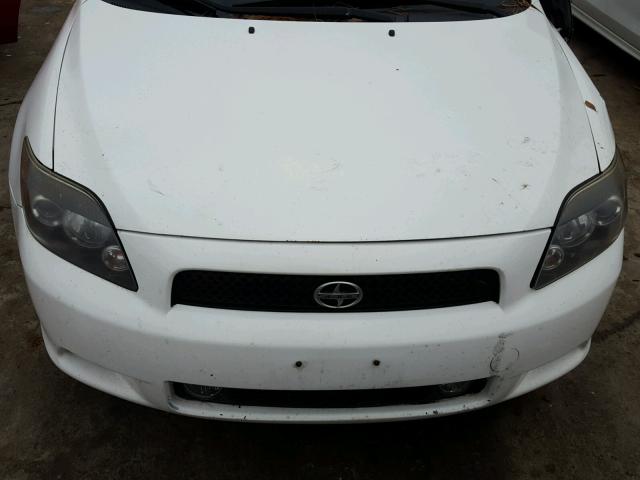 JTKDE167X80263369 - 2008 TOYOTA SCION TC 白色 照片 7