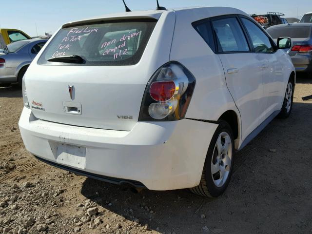 5Y2SP67889Z429639 - 2009 PONTIAC VIBE WHITE photo 4