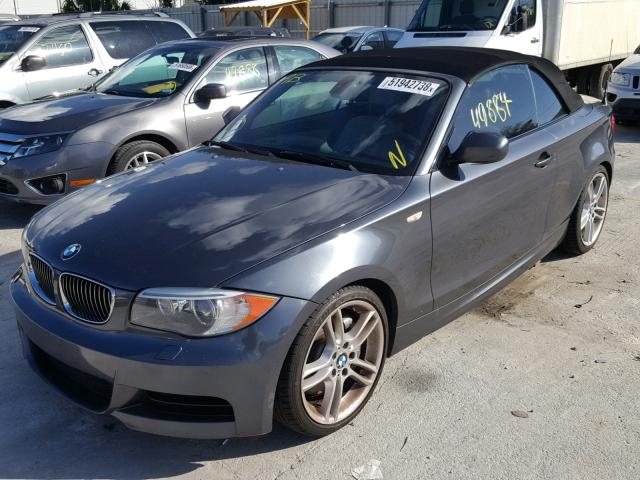 WBAUN7C53DVM27729 - 2013 BMW 135 I CHARCOAL photo 2