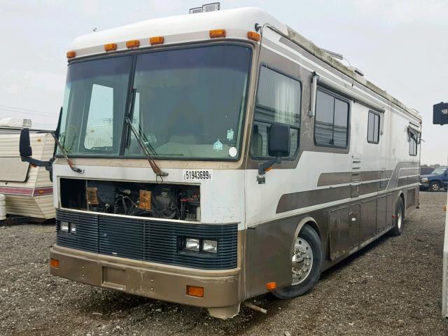 1RF120619P2010211 - 1993 ROADMASTER RAIL DYANASTER WHITE photo 2
