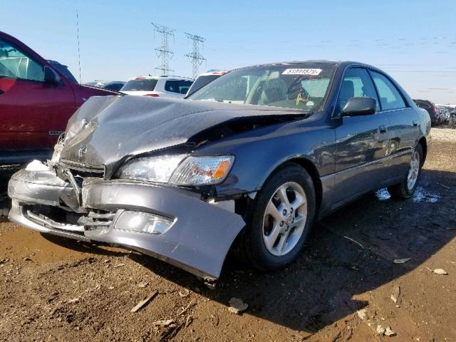 JT8BF28G610316183 - 2001 LEXUS ES 300 GRAY photo 2