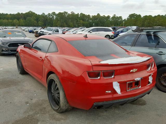 2G1FA1E30D9239357 - 2013 CHEVROLET CAMARO LS RED photo 3