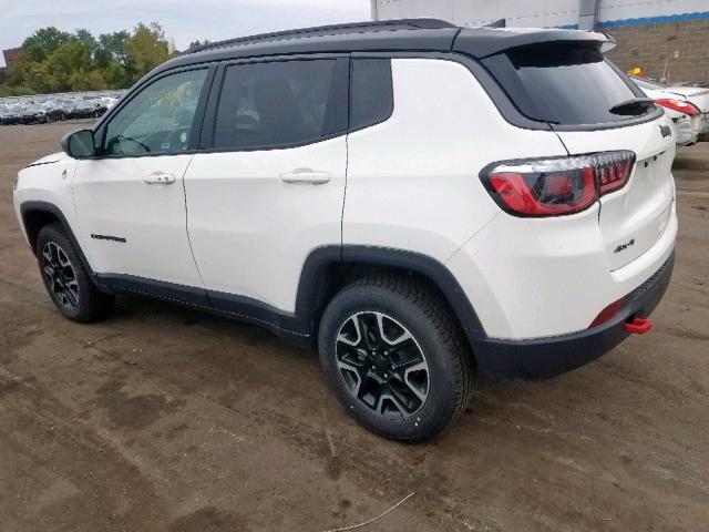 3C4NJDDB9KT671159 - 2019 JEEP COMPASS TR WHITE photo 3