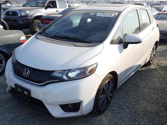 3HGGK5H87FM710083 - 2015 HONDA FIT EX WHITE photo 2