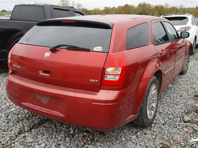 2D4FV47V26H391504 - 2006 DODGE MAGNUM SXT RED photo 4