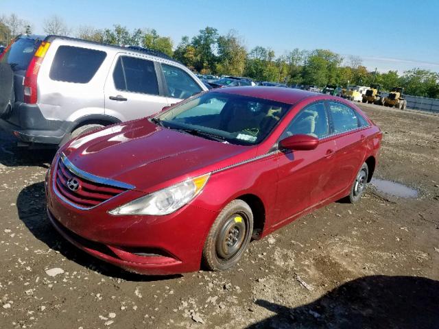 5NPEB4AC3BH093103 - 2011 HYUNDAI SONATA GLS RED photo 2