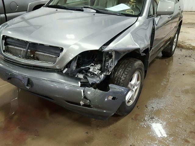 JTJHF10U120237591 - 2002 LEXUS RX 300 GRAY photo 9