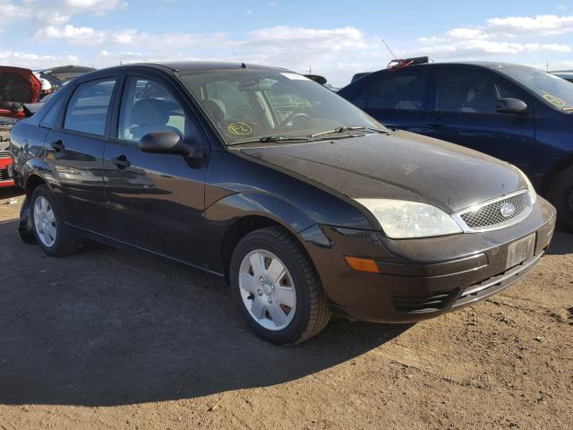 1FAFP34N67W260705 - 2007 FORD FOCUS ZX4 BLACK photo 1