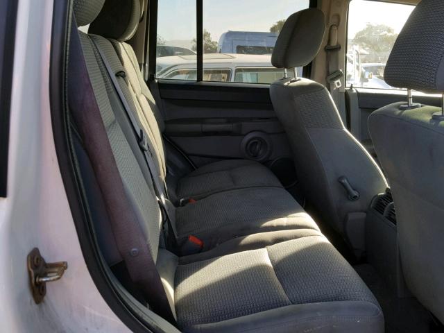 1J8HG48K67C578715 - 2007 JEEP COMMANDER WHITE photo 6