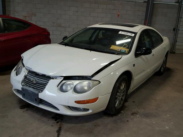 2C3HE66G51H605029 - 2001 CHRYSLER 300M WHITE photo 2