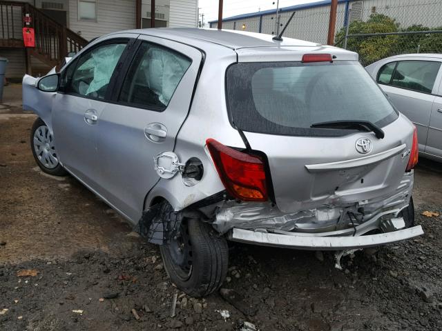 VNKKTUD33HA078975 - 2017 TOYOTA YARIS L SILVER photo 3