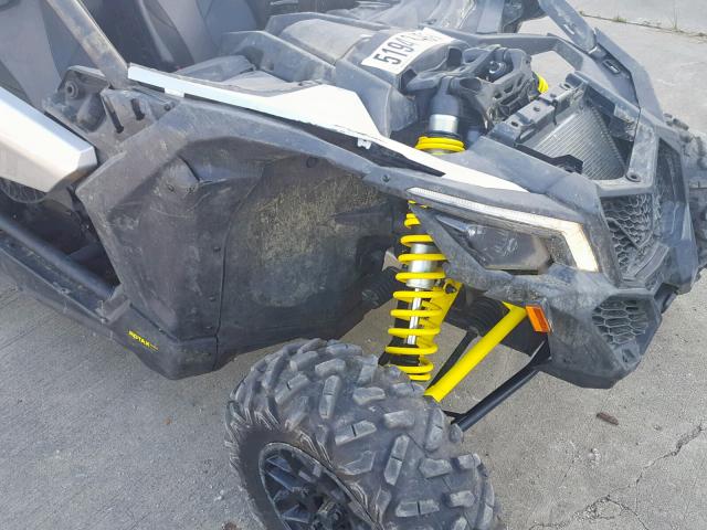 3JBVGAY49KK002861 - 2019 CAN-AM MAVERICK X GRAY photo 9