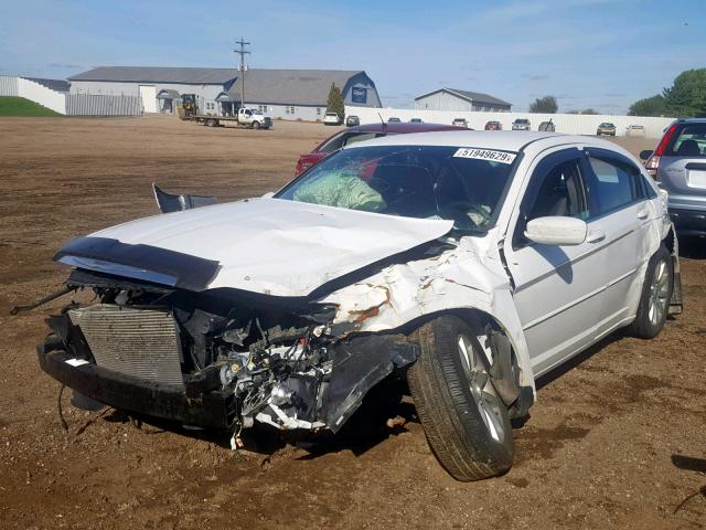 1C3CCBAB4DN578888 - 2013 CHRYSLER 200 LX WHITE photo 2