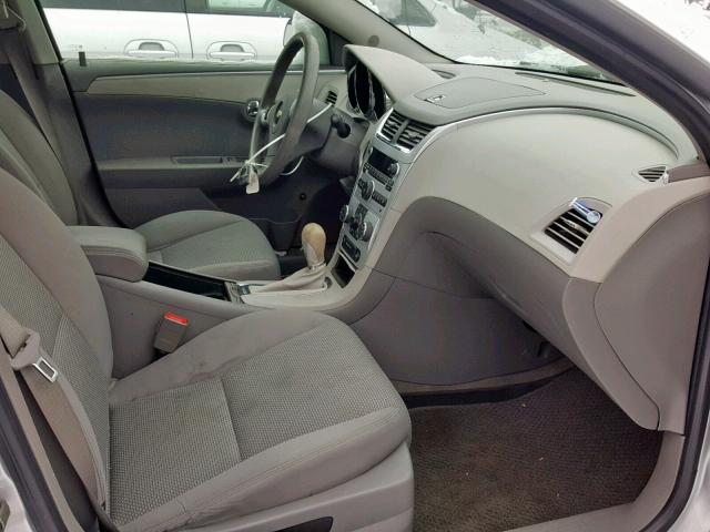 1G1ZB5EB2A4143074 - 2010 CHEVROLET MALIBU LS SILVER photo 5