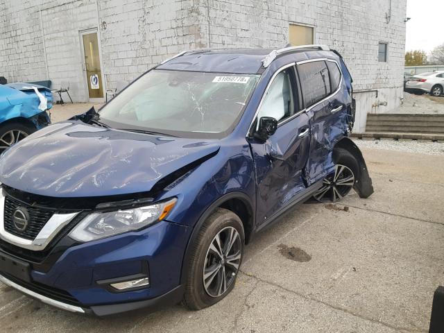 5N1AT2MV6JC802013 - 2018 NISSAN ROGUE SV BLUE photo 10