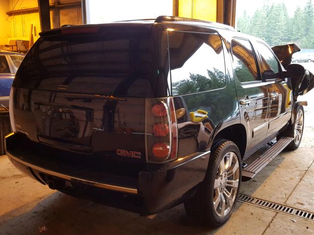 1GKFK03209R139835 - 2009 GMC YUKON DENA BLACK photo 4