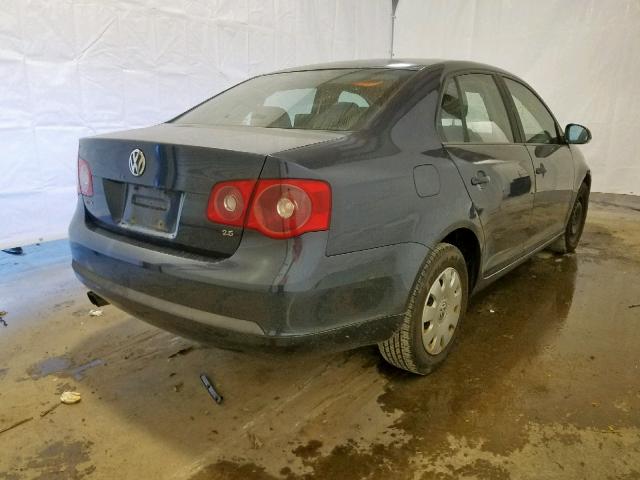 3VWPG71KX6M797332 - 2006 VOLKSWAGEN JETTA VALU BLUE photo 4