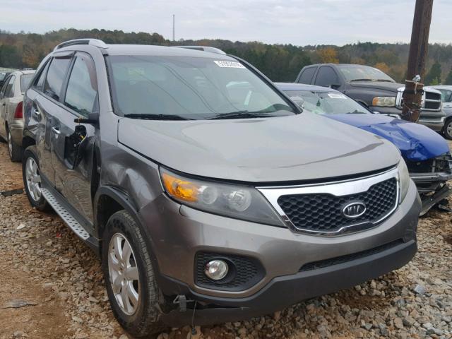 5XYKT3A19BG180777 - 2011 KIA SORENTO BA GRAY photo 1