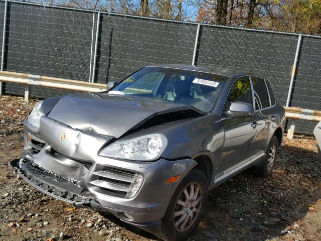 WP1AA29P68LA25846 - 2008 PORSCHE CAYENNE GRAY photo 2