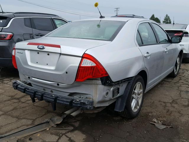 3FAHP0GA2BR318241 - 2011 FORD FUSION S SILVER photo 4