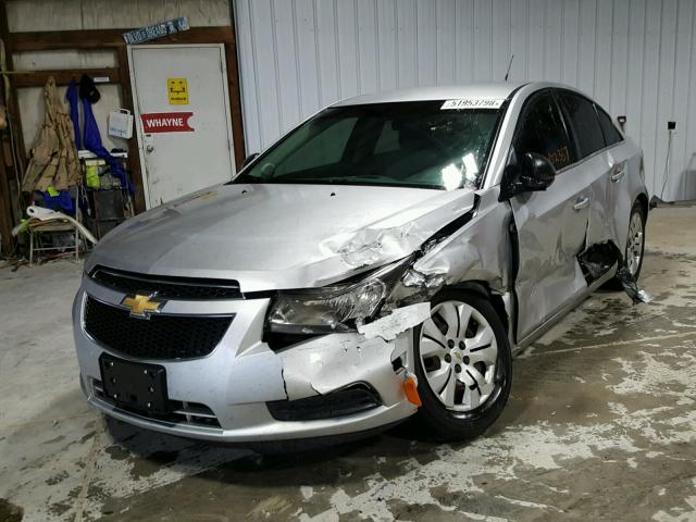 1G1PD5SH7C7184098 - 2012 CHEVROLET CRUZE LS SILVER photo 2