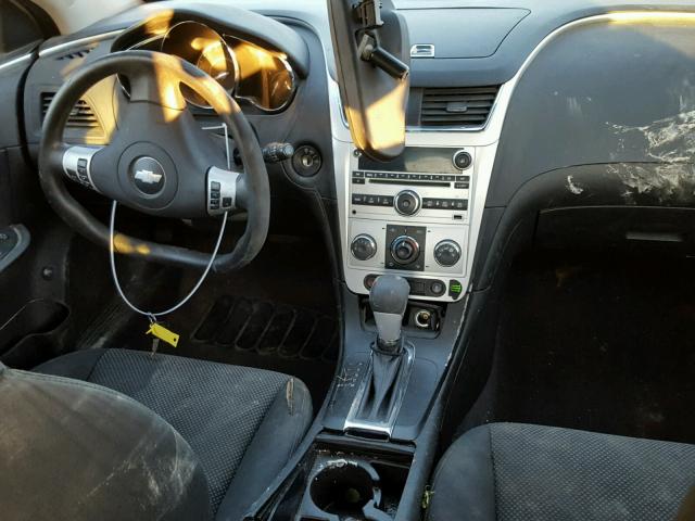 1G1ZC5E02CF184307 - 2012 CHEVROLET MALIBU 1LT WHITE photo 9